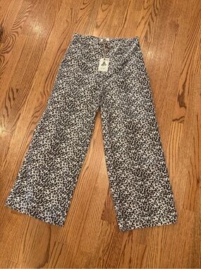 easel Black & White Leopard Print corduroys